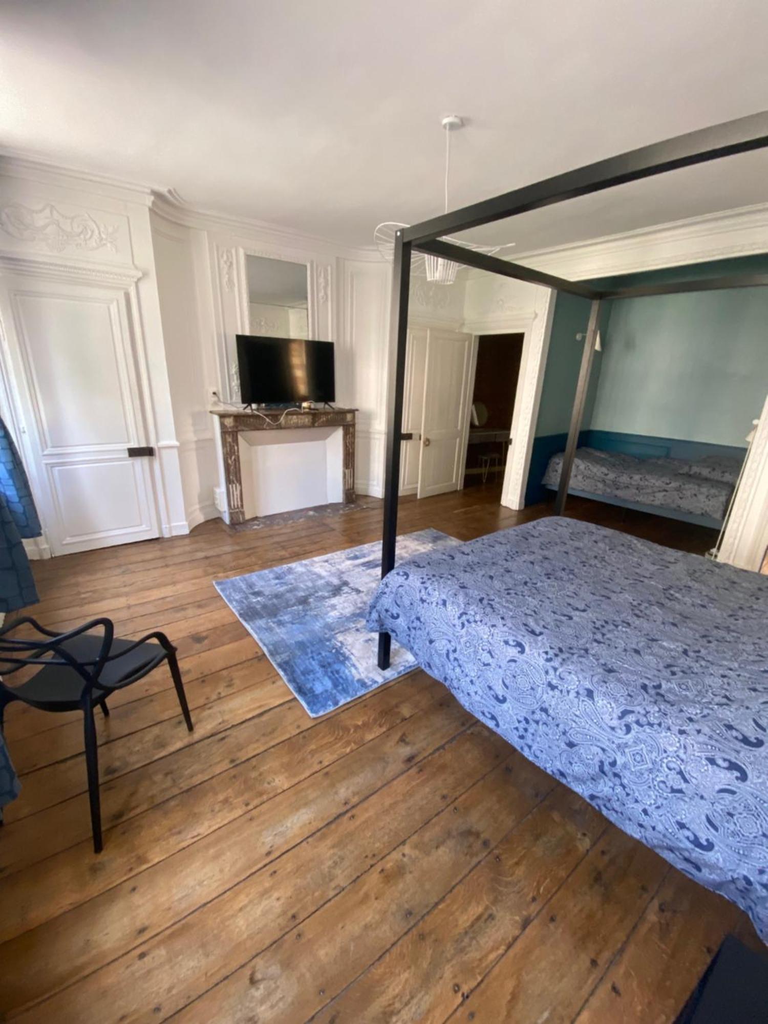 Chez Victor H Hotel Amiens Buitenkant foto