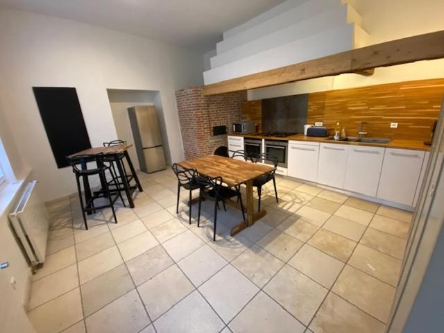 Chez Victor H Hotel Amiens Buitenkant foto